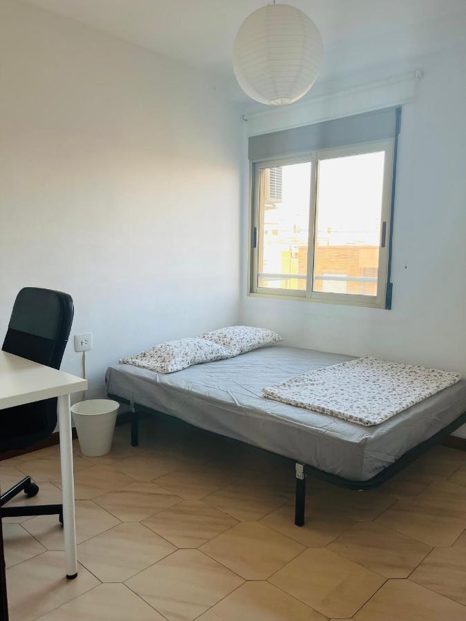 Bonita habitación en piso compartido, benimaclet Valência Exterior foto